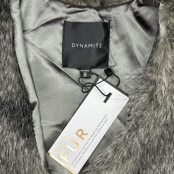 NWT - dynamite faux fur vest size XS-S - Picture 4 of 5